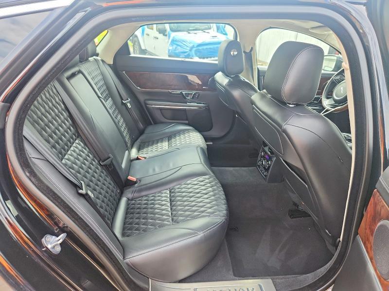 2016 Jaguar Xjl Portfolio
