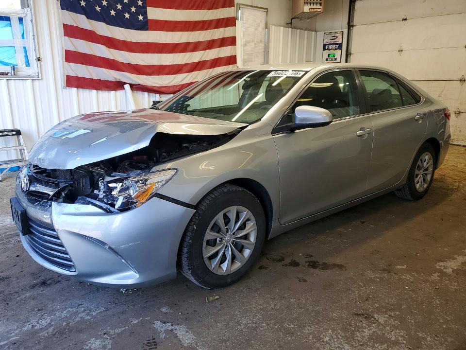 2017 Toyota Camry le