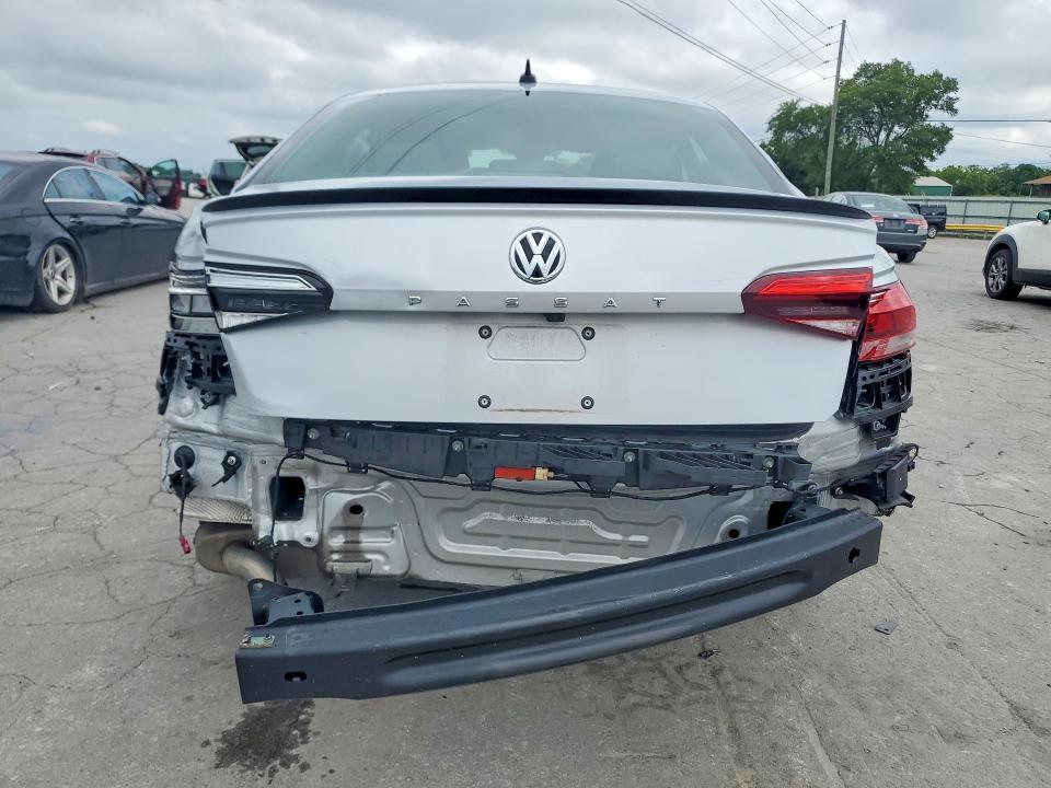2020 Volkswagen Passat R-line
