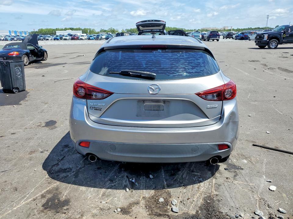 2015 Mazda 3 Sport