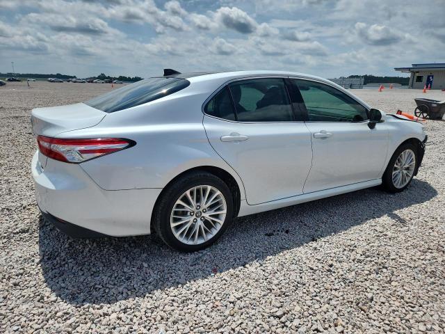 2019 Toyota Camry xle V6
