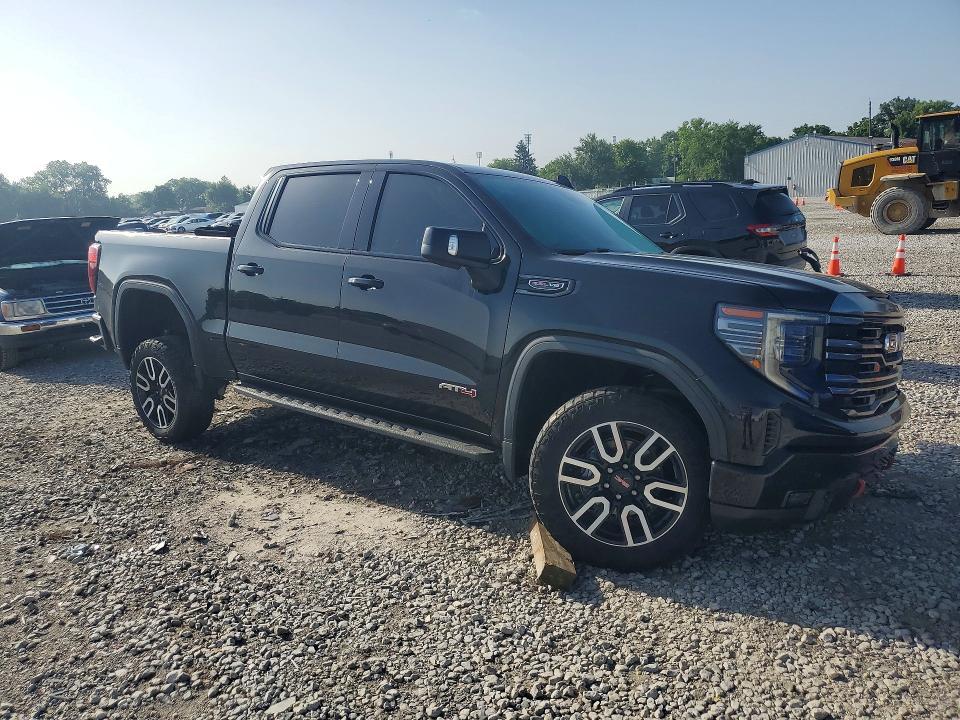 2023 GMC Sierra K1500 AT4