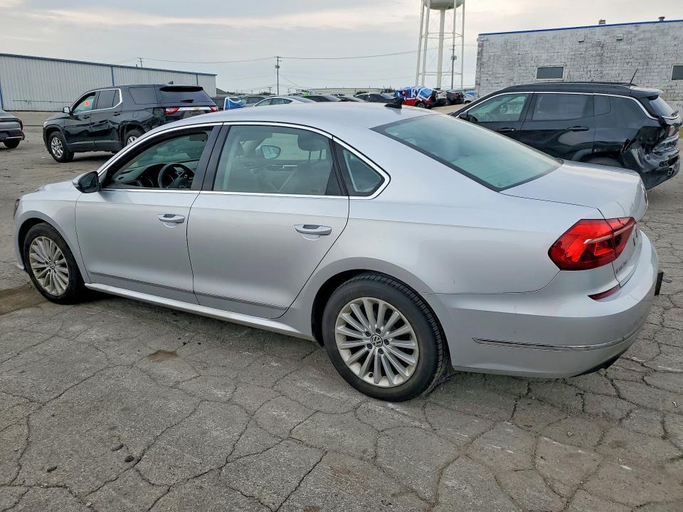 2016 Volkswagen Passat se