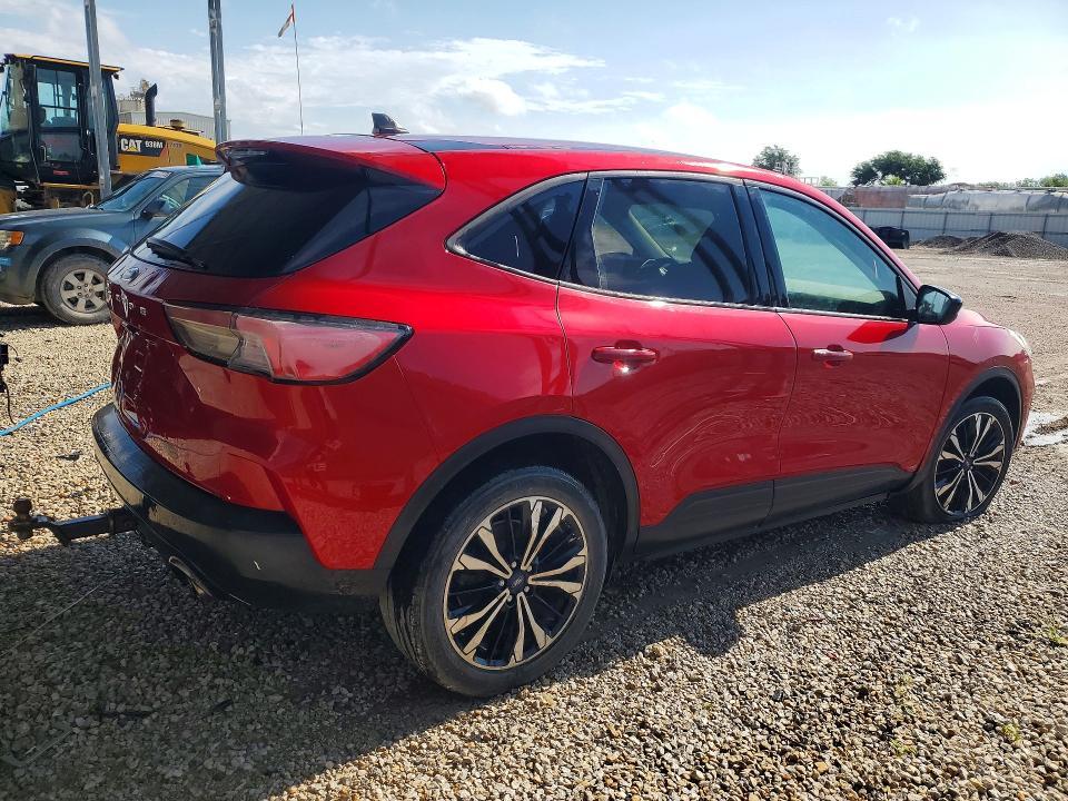 2021 Ford Escape se