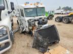 2006 Peterbilt 385 Semi Truck