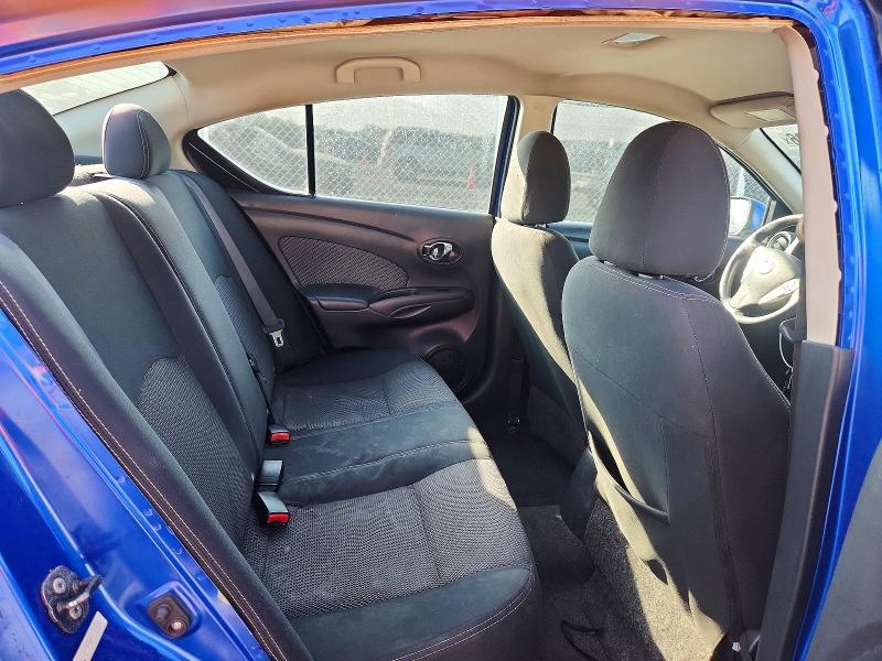2015 Nissan Versa 1.6 sv
