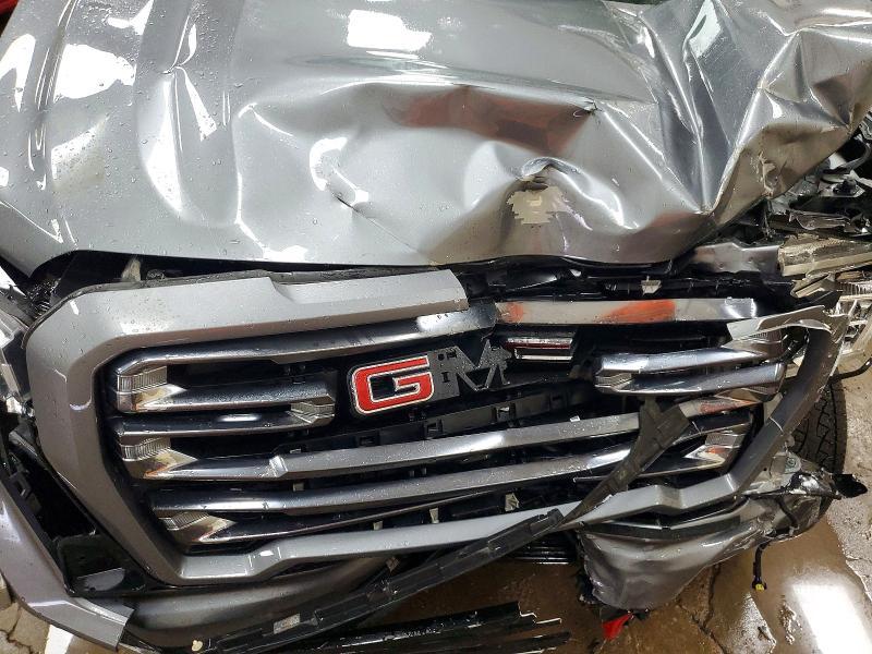 2021 GMC Sierra K1500 AT4