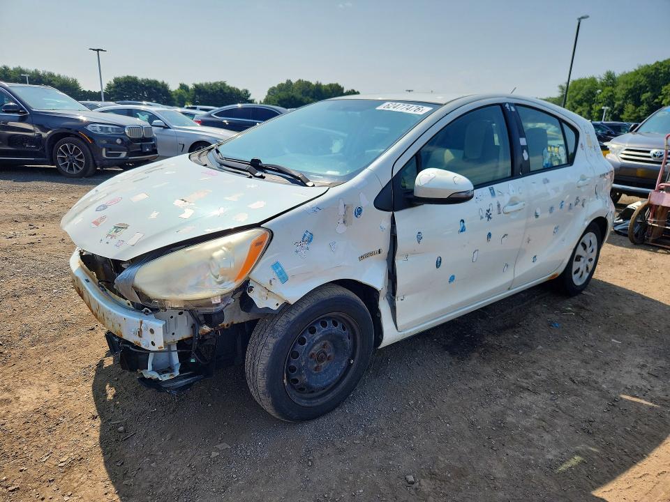 2013 Toyota Prius c one