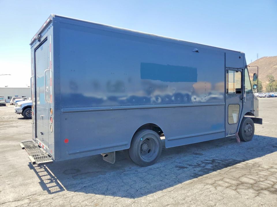 2021 Freightliner MT45G Chassis Delivery Truck
