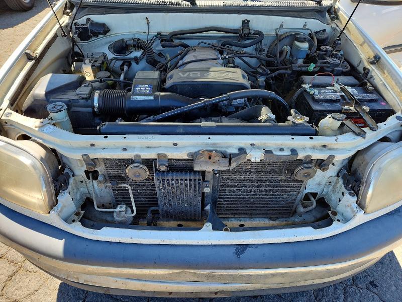 2000 Toyota Tundra SR5