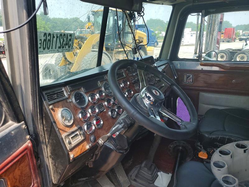 1994 Peterbilt 379 Semi Truck