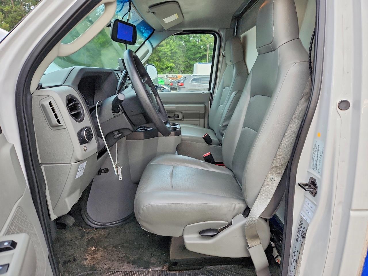2023 Ford E350 Refrigerated BOX Truck