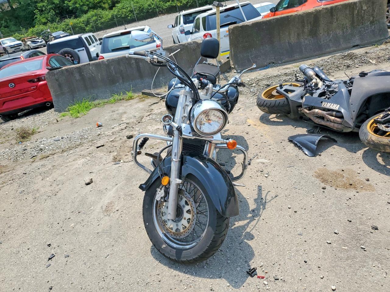2005 Suzuki C50