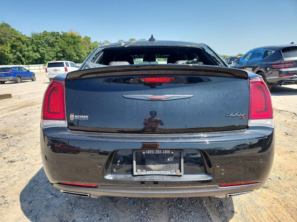 2021 Chrysler 300 s