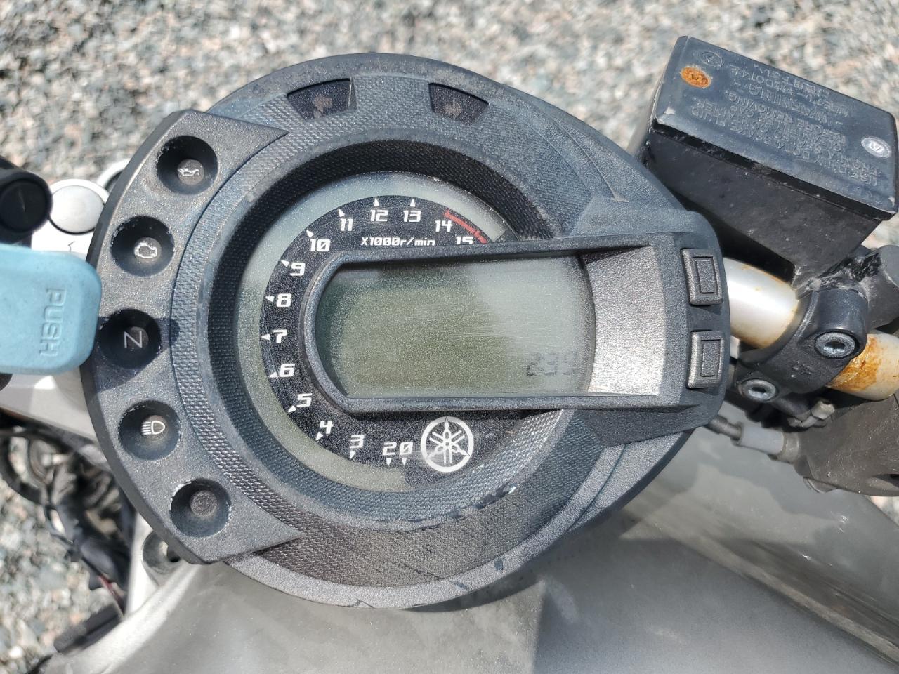 2004 Yamaha FZ6 S