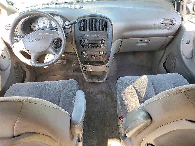 2003 Chrysler Voyager lx