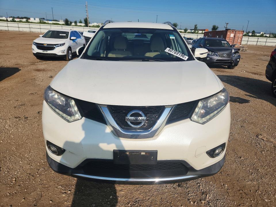 2016 Nissan Rogue sv