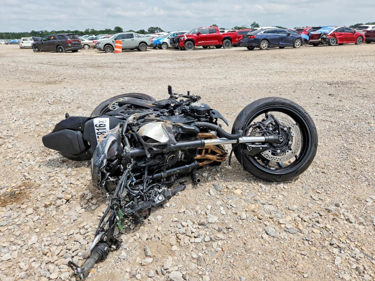 2025 Kawasaki ZR900 S