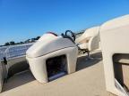 2006 Sun Tracker Boat Regency-Pontoon Boat
