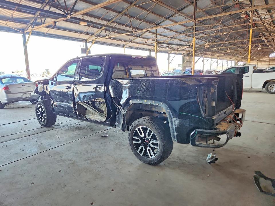 2023 GMC Sierra K1500 AT4