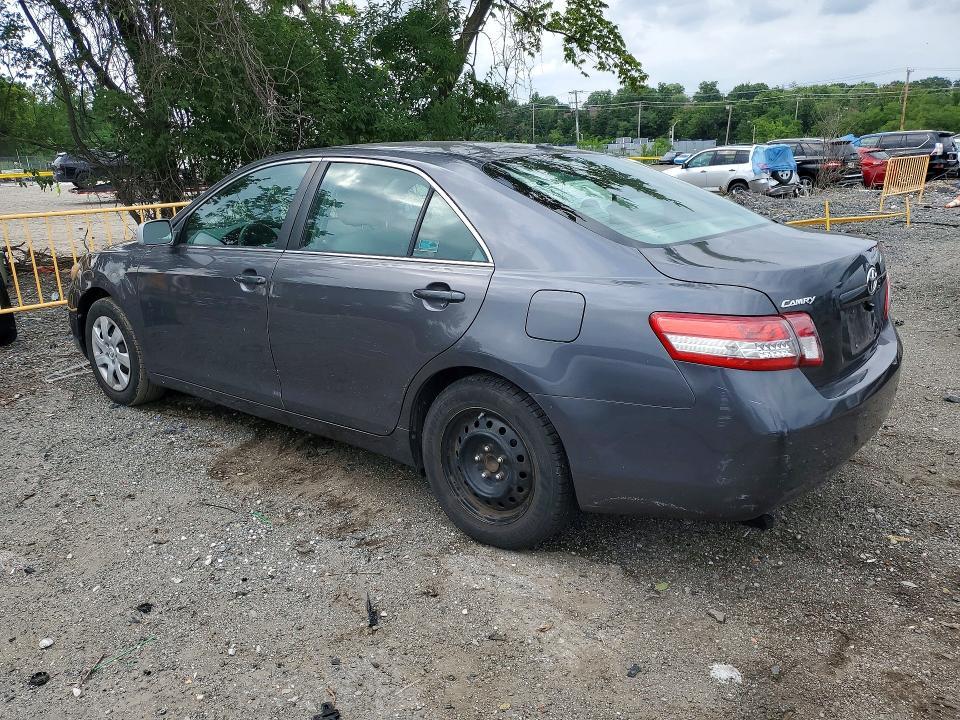 2011 Toyota Camry le