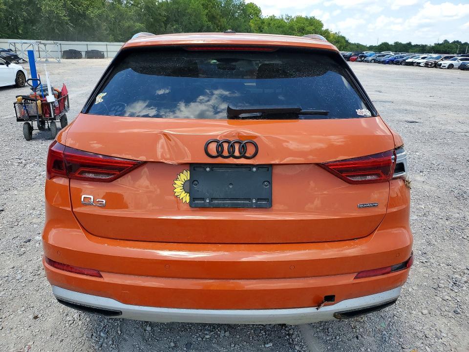 2022 Audi Q3 Premium 40