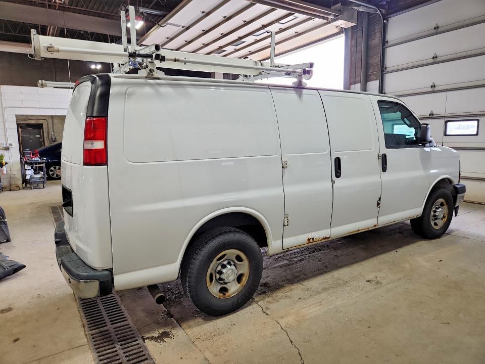 2017 Chevrolet 2500 Expre