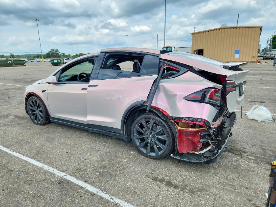 2023 Tesla Model x