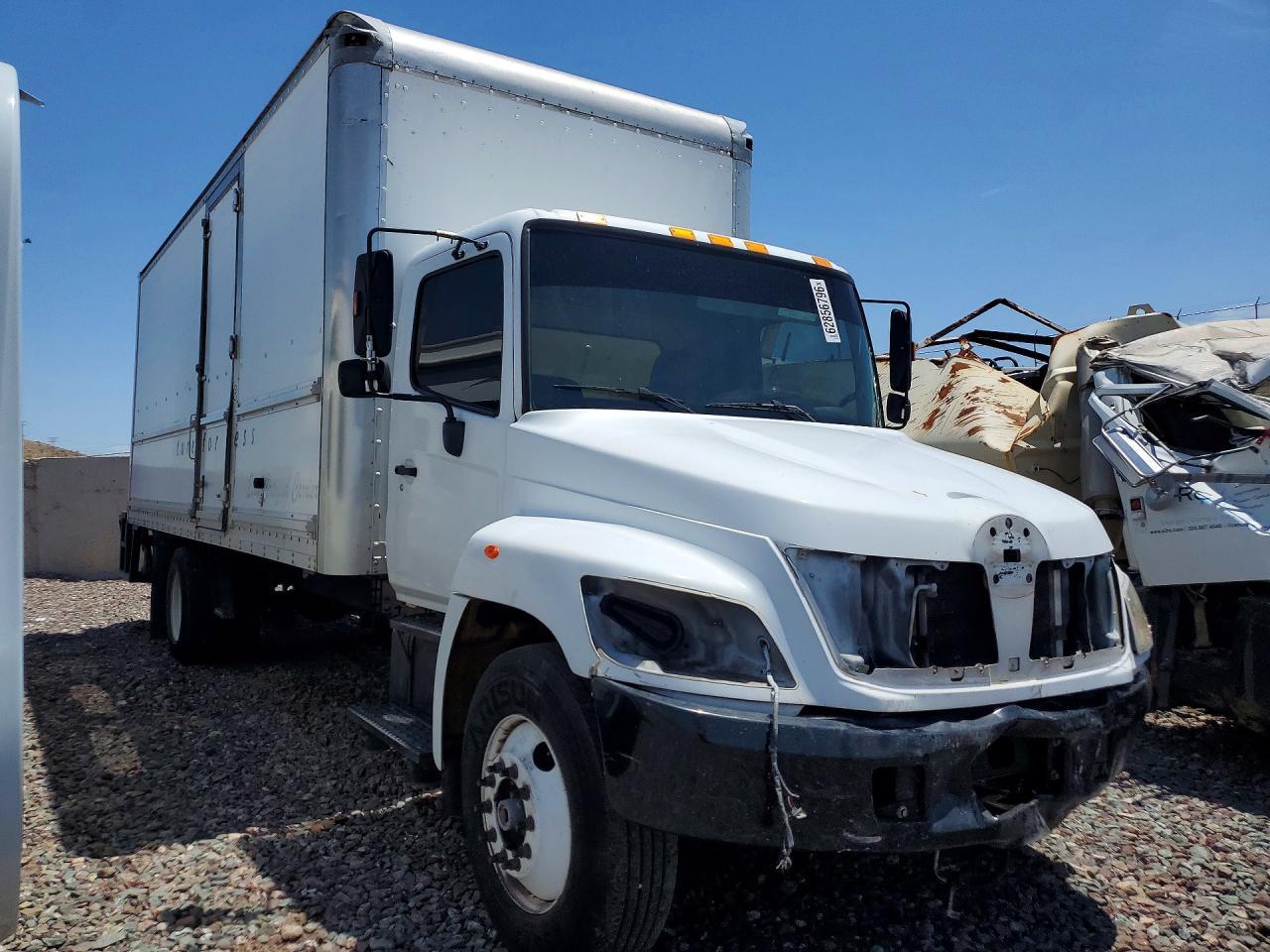 2007 Hino 258/268 BOX Truck