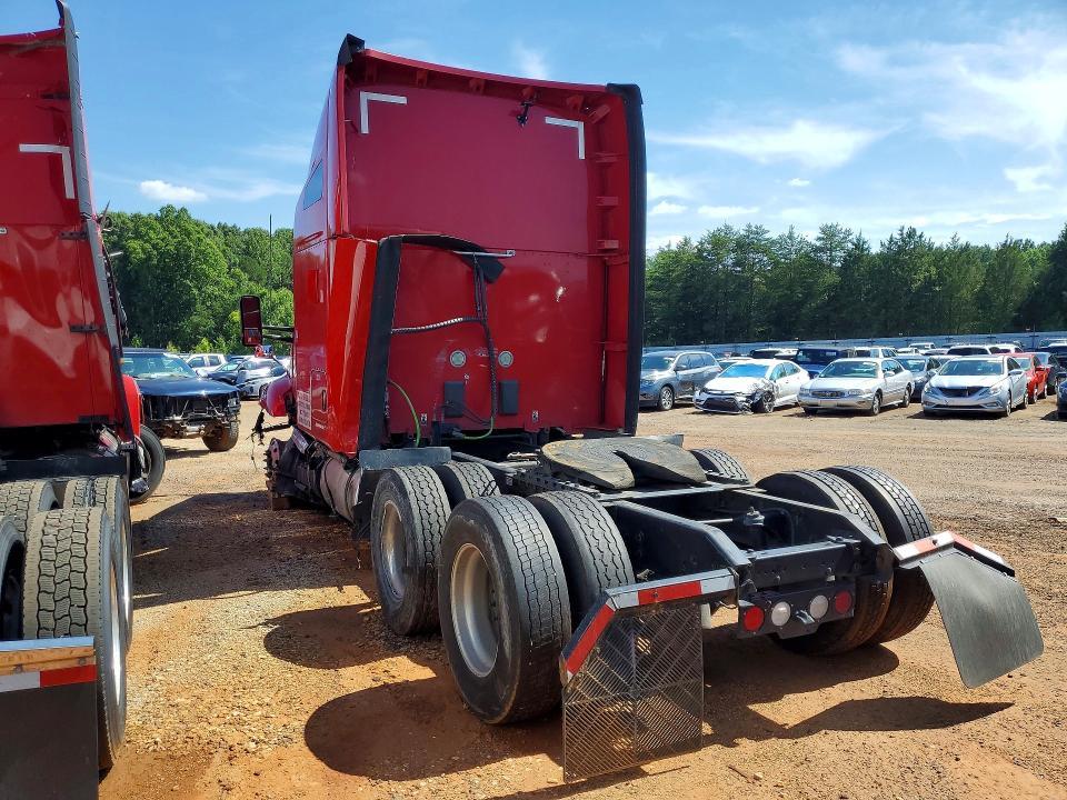 2020 Kenworth T680 Semi Truck