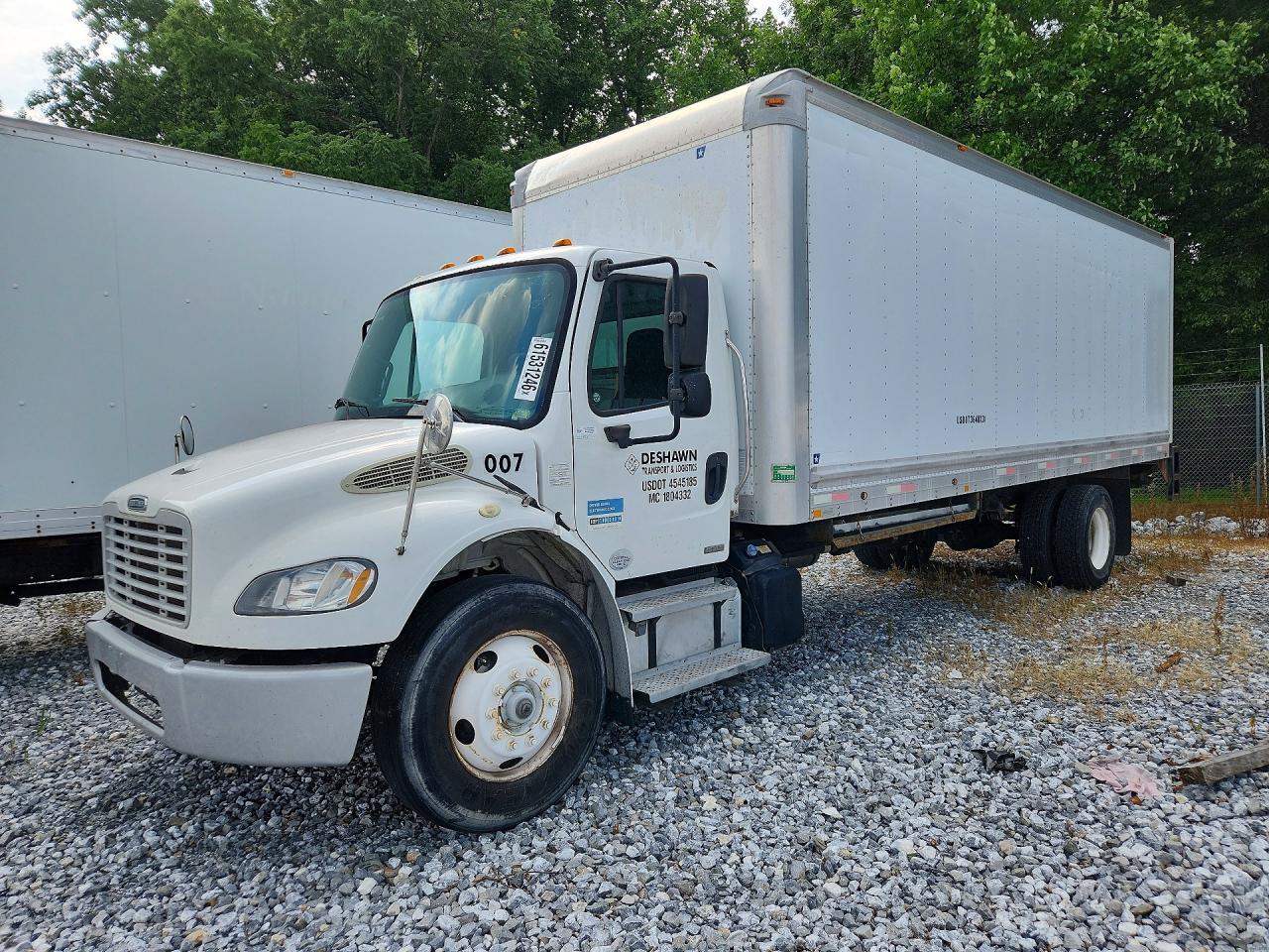 2011 Freightliner Business Class M2 BOX Truck