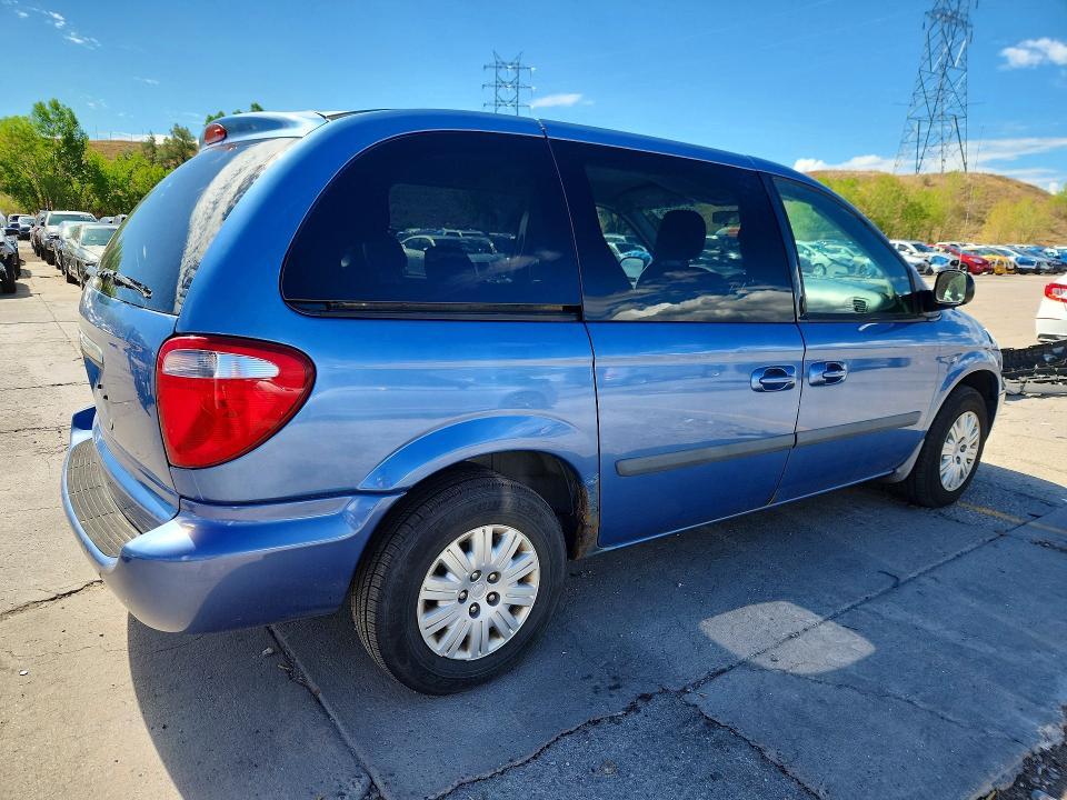 2007 Chrysler Town & Country lx