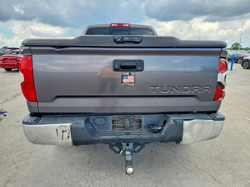 2017 Toyota Tundra SR5