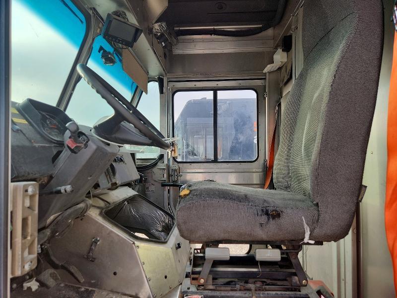 2021 Freightliner Chassis M Line WALK-IN Van