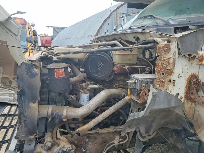 2000 Ford F650 Super Duty box Truck