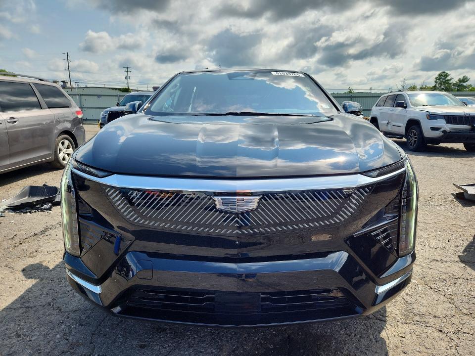 2025 Cadillac Optiq Luxury