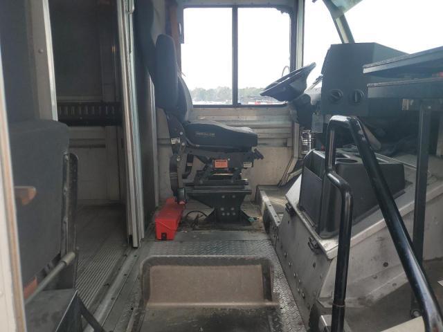 2012 Workhorse Custom Chassis 2012 Workhorse W62 Delivery Truck