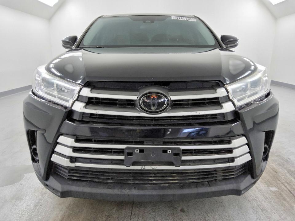 2019 Toyota Highlander le
