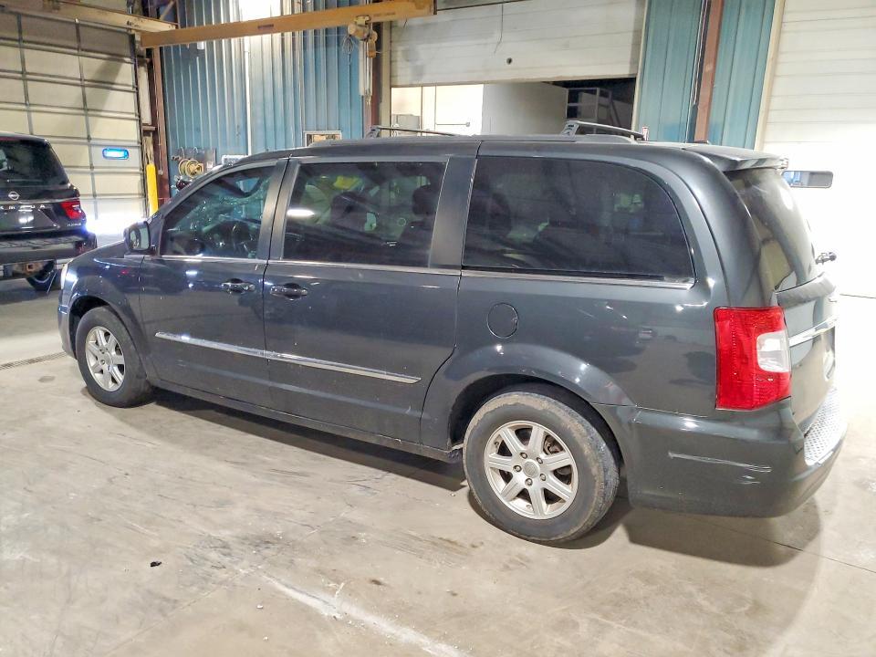 2011 Chrysler Town & Country Touring