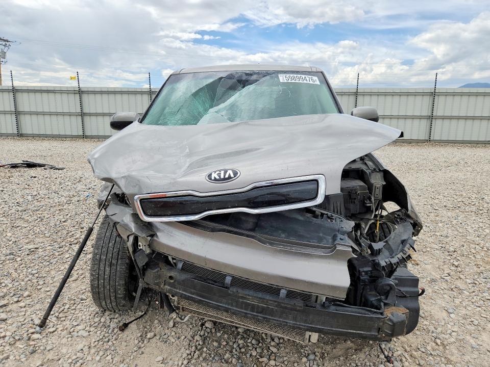 2016 KIA Soul +