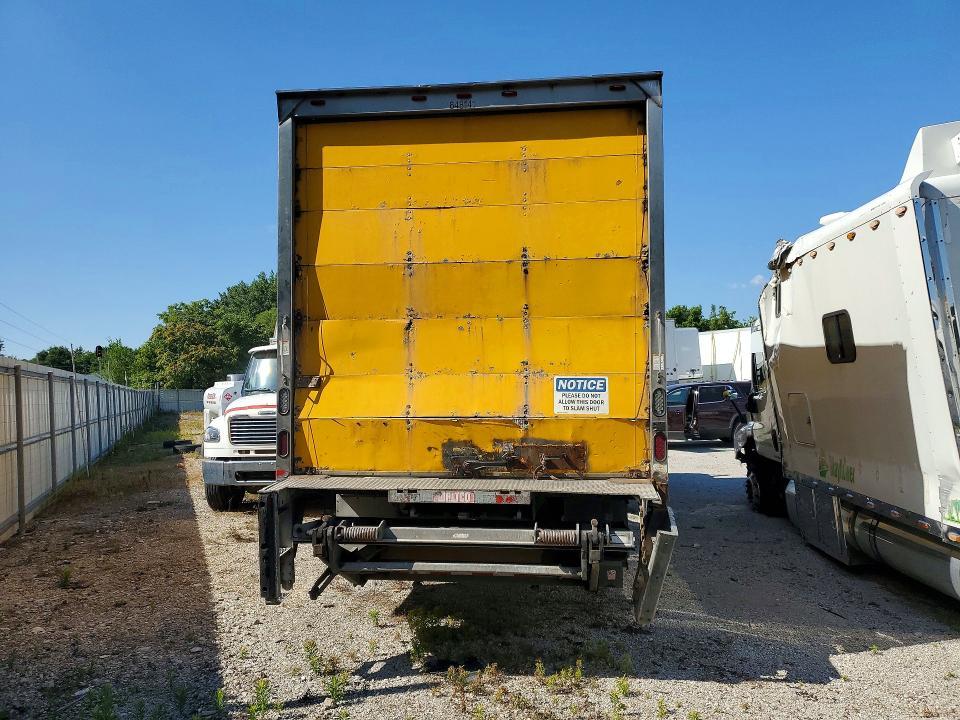 2013 Freightliner Business Class M2 BOX Truck