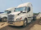 2019 Freightliner Cascadia 126 Semi Truck