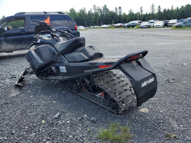 2025 Skidoo Renegade X-rs 900 t