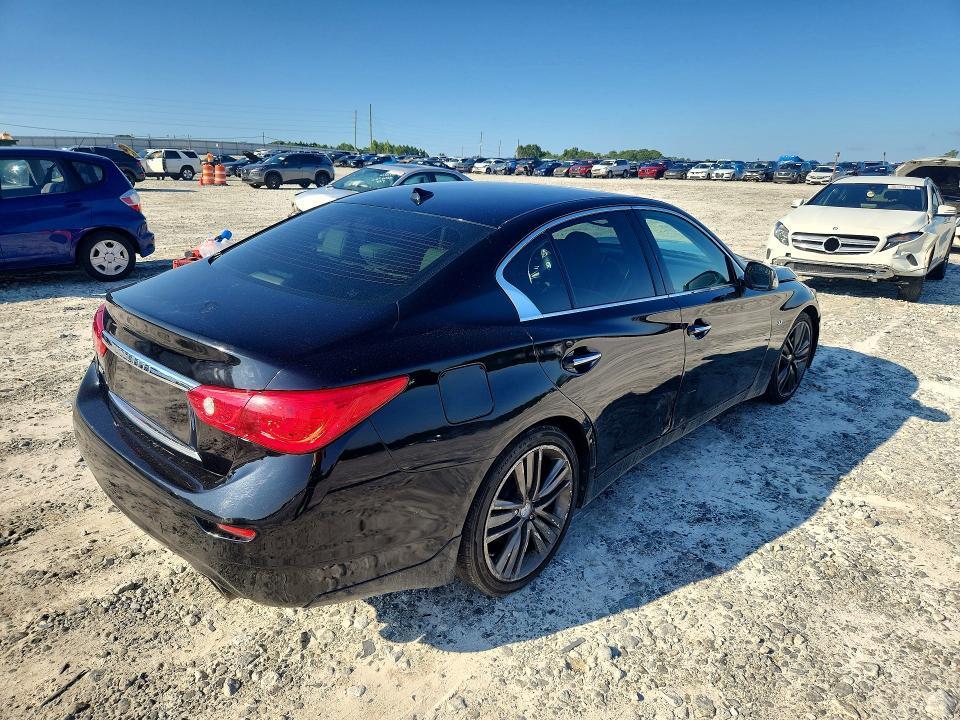 2014 Infiniti Q50 Premium