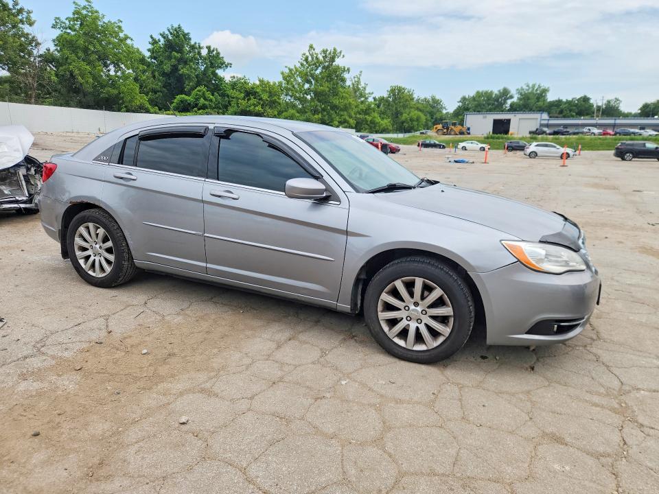 2013 Chrysler 200 Touring
