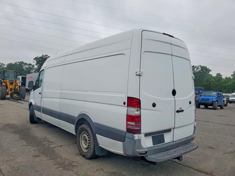 2015 Freightliner Sprinter 2500 Delivery Van