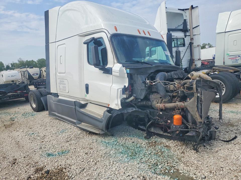 2019 Freightliner Cascadia 126 Semi Truck