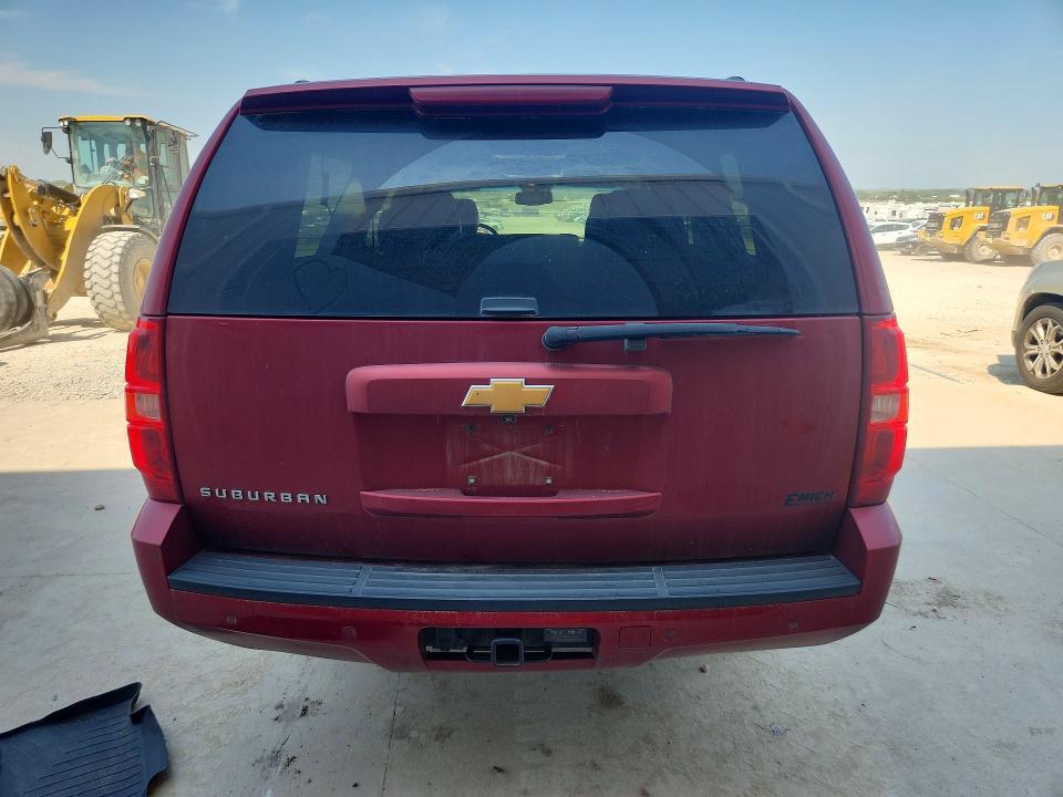 2014 Chevrolet Suburban K1500 lt