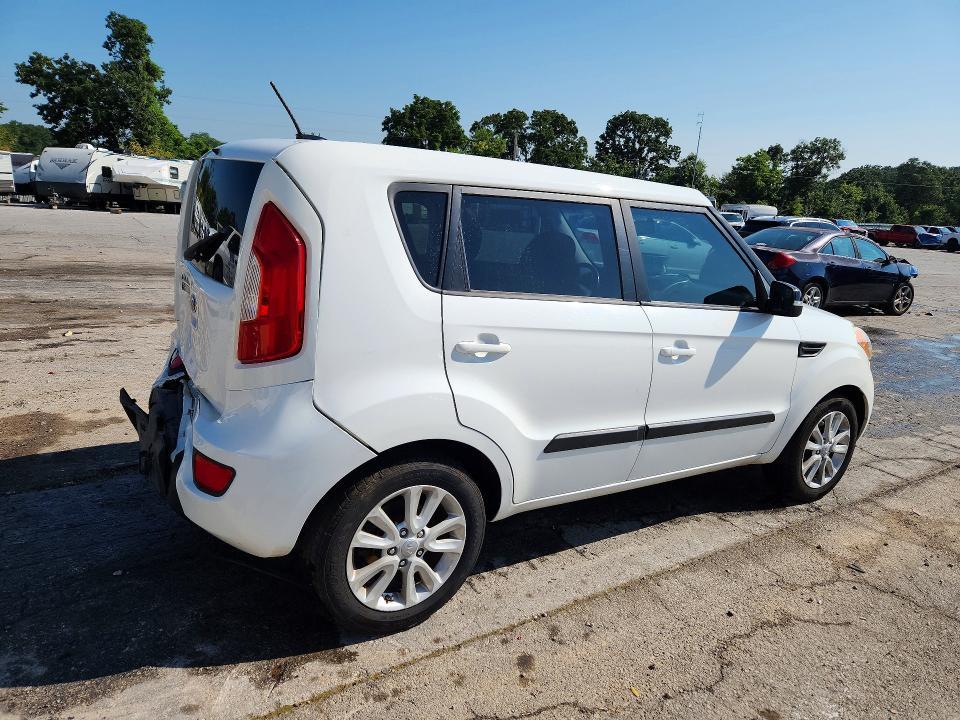 2013 KIA Soul +