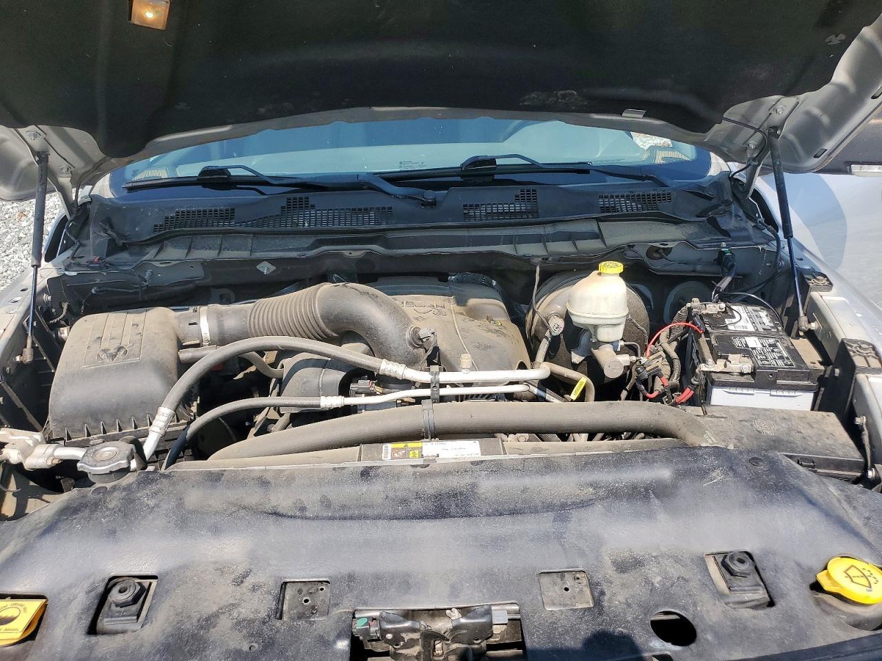2016 Dodge RAM 1500 SLT